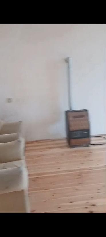 Дома: Saray üzümlükde 3 otağlı ev əşya ile 300 manata verilecey. Eve kombi — 7