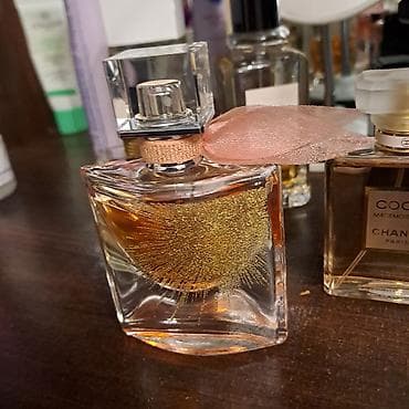 Aksesuarlar: La Vie Est Belle Eau de Parfum – 30 ml-den göründüyü qedee qalıb. - — 1