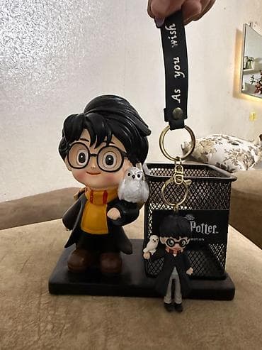 Harry Potter dəsti satılır ✨ Harry Potter qələmqabı + brelok. Hədiyyə lalafo.az -da Harry Potter dəsti satılır ✨ Harry Potter qələmqabı + brelok. Hədiyyə