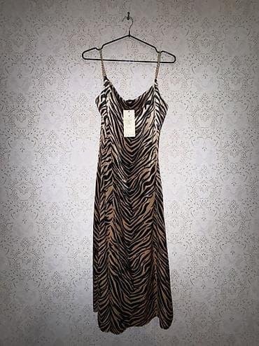 Zebra naxışlı uzun don - Model: slip tipli, yüngül və axıcı siluet -
