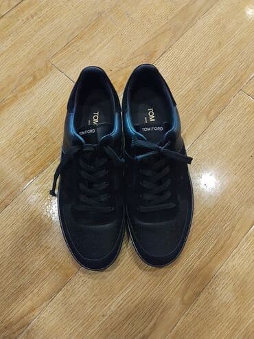 bot ayaqqabı: Tom Ford kişi krossovkası - Model: Tom Ford low-top sneaker - Rəng — 1