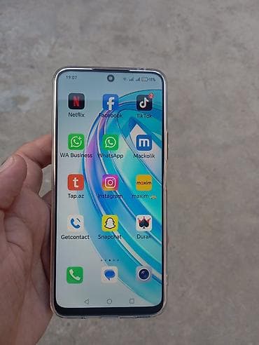 philips xenium e570: Salam Honor X8a telefonu satılır. Normal veziyyetdedir. Telefon Saray — 2