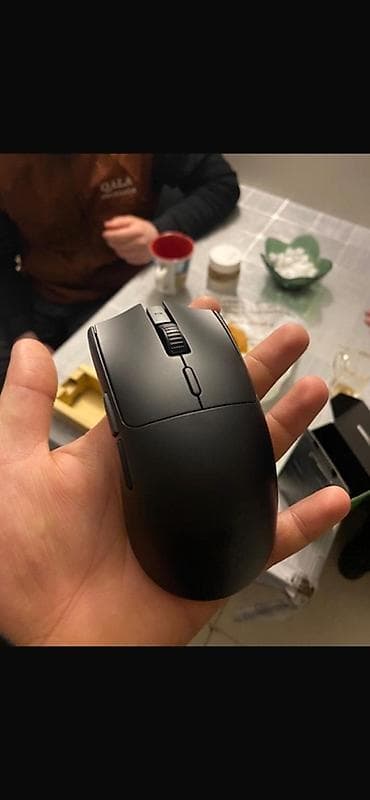 philips genie 2000: Razer Viper V3 HyperSpeed – simsiz e-idman siçanı Xüsusiyyətlər: - — 5