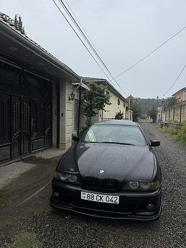 BMW 5 series: 2.5 l | 2002 il Sedan