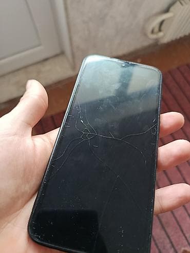 samsung galaxy a20 ekran: Samsung Galaxy A20, 32 GB, rəng - Qara, Qırıq — 3