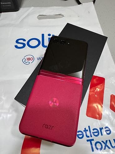 sazz lte modem: Motorola Razr 40 Ultra, 256 ГБ, цвет - Красный — 2