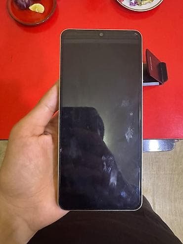 Samsung Galaxy A06, 128 GB, Düyməli, Sensor, Barmaq izi