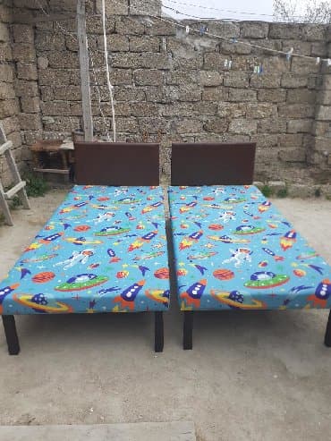 Ofis mebeli: Kravat taza 
Hazırı var 
Çatdırılma münasib qiymata — 1