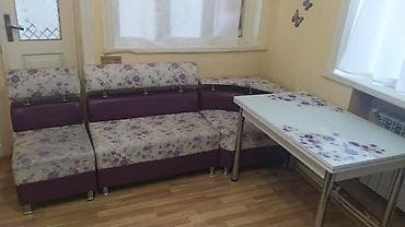 metbex kunc divan: Mətbəx künc dəsti - Kompakt künc divanı və süfrəli masa. - Rəng — 1