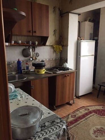 ist petrol tbilisi prospekti: Bakı, 4 otaqlı, Köhnə tikili, m. Qara Qarayev, 102 kv. m — 8