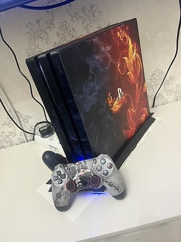 Playsation 4pro 1TB HEN 9.00 Proşifkalı model içərisində hal-hazırda