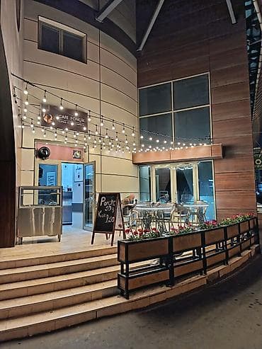 Anbar: Barista tələb olunur, Həftəlik ödəniş, 18-29 yaş, 1-2 illik təcrübə — 2