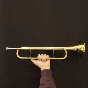 qamis: Hunting horn Ünvan:Nizami 42 (Daxili işlər nazirliyin arxası) İş — 2