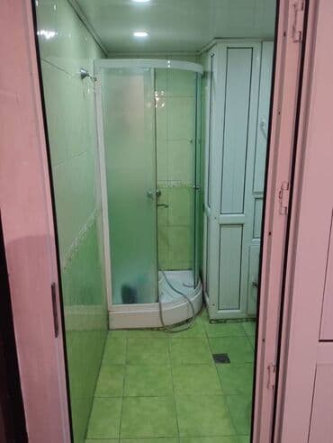 ucbucaq evlər: Bakı, Bakıxanov qəs., 3 otaqlı, Köhnə tikili, 72 kv. m — 4