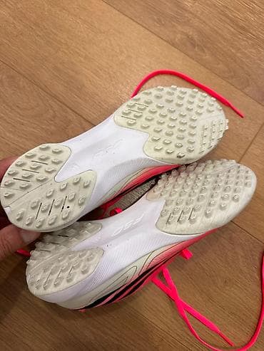 Мужская обувь: Adidasın rəsmi səhifəsindən alınıb, ölçü kiçik olduğu üçün istifadə — 2