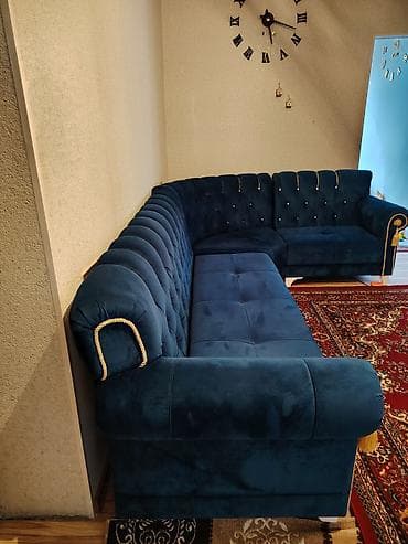 İşlənmiş, Künc divan, Divan — 1