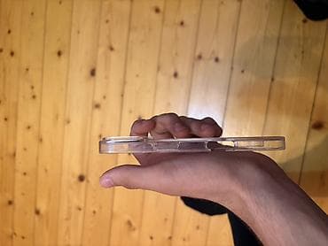 qab yuma: Şəffaf MagSafe uyğun telefon qabı iPhone 16 ucun real aliciya — 3
