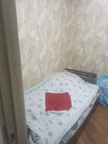 badamdarda kiraye evler: Bakı, 2 otaqlı, Köhnə tikili, m. Neftçilər, 33 kv. m — 4