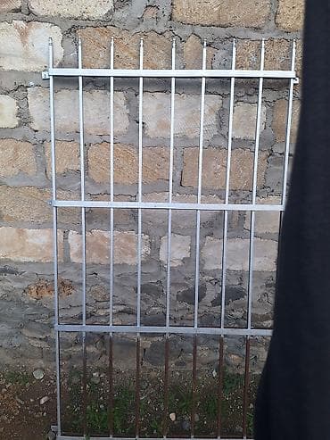 Metal pəncərə barmaqlığı - Material: polad profil boru və zolaq metal — 2