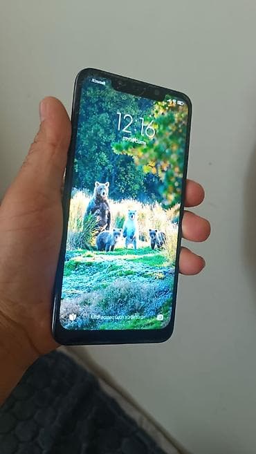 телефон fly fs520 selfie 1: Poco Pocophone F1, 128 ГБ, цвет - Черный, Отпечаток пальца — 1