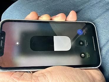 xr: IPhone 13 mini, Gümüşü — 3