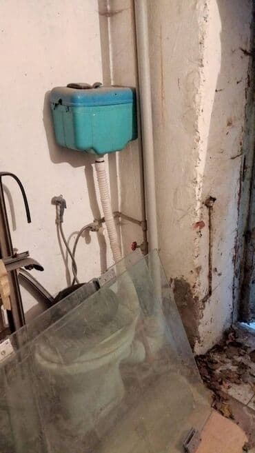 аренда мест в салоне красоты: Obyekt icarəyə verilir. ⚠️DIQQET: Obyekt yalniz "VÖEN"-i olana — 4