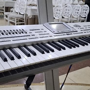 продать пианино бу: Синтезатор, Korg — 4