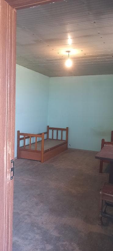 sabuncuda ev satilir: 25 kv. m, 1 otaqlı, İşıq, Su, Kanalizasiya — 3