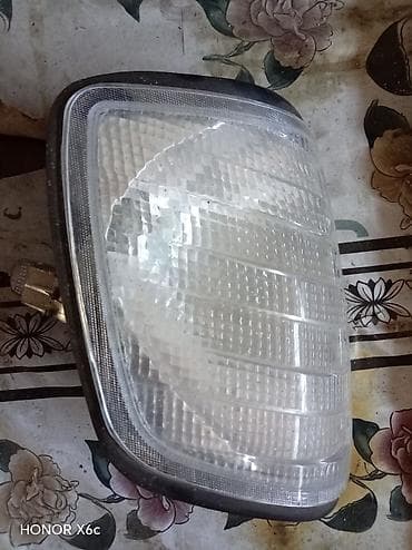 Sağ ön, Mercedes-Benz 124, 1920 il, Analoq, İşlənmiş