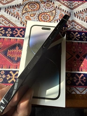 33 watt adapter: IPhone 14 Pro, Qara — 5