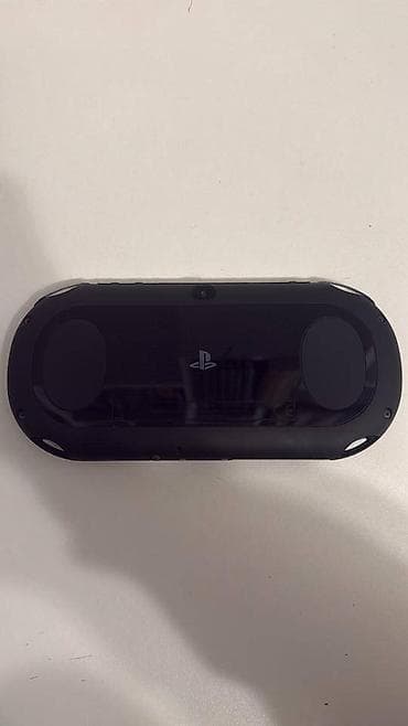 video karta: Playstation vita ideal veziyyetdedir. Hec bir problemi yoxdu. Ciziqi — 9