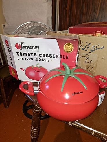 Qazan, rəng - Qırmızı, 24 sm