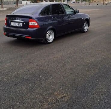 teker lassa: VAZ (LADA) Priora: 1.6 l | 2014 il 300 km Sedan — 2