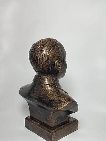 heyder eliyev sekilleri: Fiqur — 5