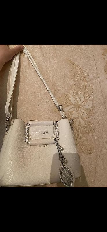 - Qadın çantaları seti – 2 ədəd 1) Tünd qəhvəyi çiyin çantası - Timsah — 2