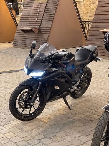 yamaha: Yamaha - R15 V3S, 150 sm3, 2023 il, 22000 km — 5