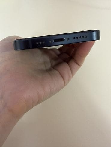 Smartfon – tünd mavi/göy korpus, heç ustaya getməyib, yenisi alındığı