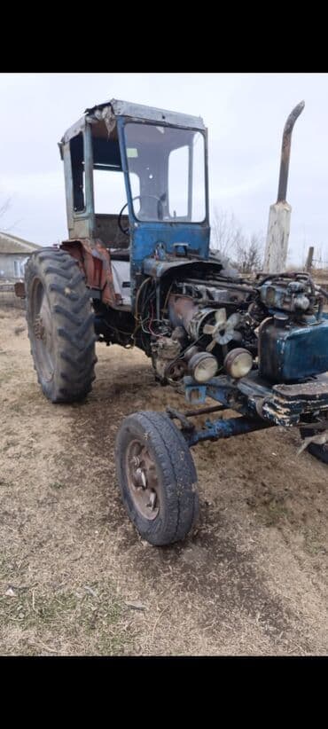 Коммерческий транспорт: T28 sənətləri tam qaydasındadır traktor bərdədədi 4000minədeyilir — 4