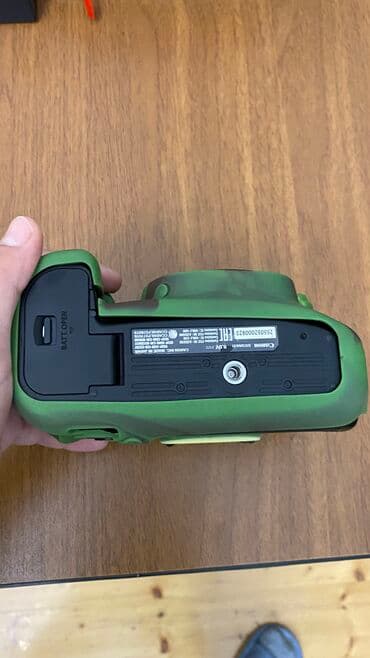 Videokameralar: Canon 6d mark 2 - Probeqi 38 . Üzərində 2 ədəd orginal baterayası 1 — 8