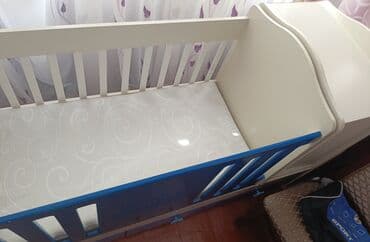 uşaq yelencek: Oğlan üçün, Dördbucaq, Beşik, Dəstsiz, Matras ilə, Yellənmə mexanizmsiz — 4