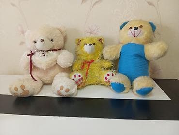 Məhsul: Yumşaq oyuncaqlar dəsti – 3 ədəd ayıcıq Təsvir: - Sol tərəfdə