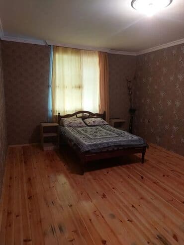 qarayev ev: Satılır: həyət evi - Plan: 1 mərtəbə, ayrı həyət. Geniş yaşıllıq, daş — 10