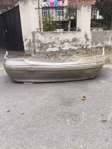 qabaq bufer: Arxa, Mercedes-Benz 203 — 2