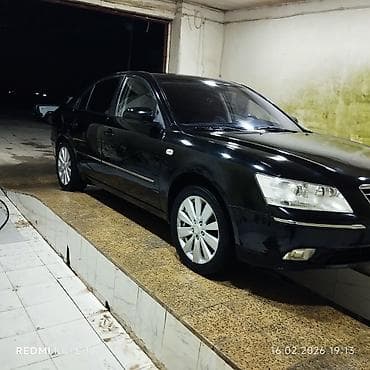 cruze diskleri: Hyundai Sonata sedan – qara rəngli, klassik dizayn. Texniki və xarici — 2