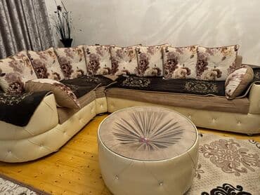 Künc divan, İşlənmiş lalafo.az -da Künc divan, İşlənmiş