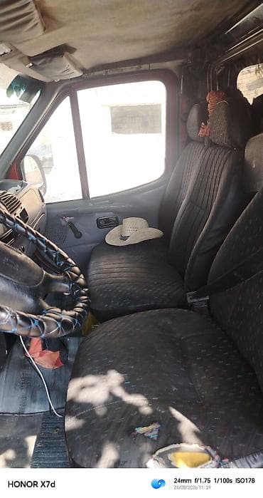 фургоны категории б: Ford Transit yük mikroavtobusu - Kuzov: qapalı furqon, 2 yan sürgülü — 10
