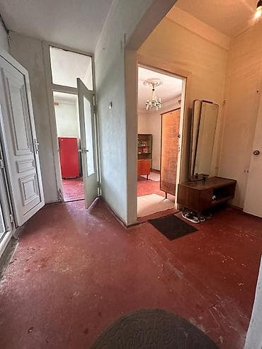 Mənzillər: Bakı, 8-ci mikrorayon, 2 otaqlı, Köhnə tikili, m. Azadlıq Prospekti, 65 kv. m — 9
