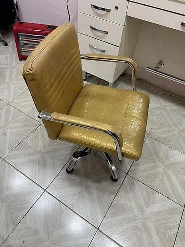 kreditle yolkalar: Qızılı rəngdə salon/ofis kreslosu - Material: parıltılı vinil dəri — 4