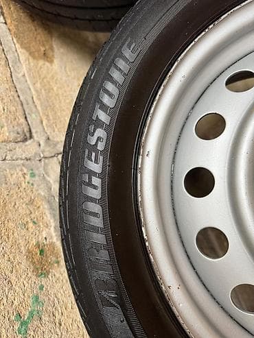 r15 disk teker: 4 ədəd komplekt təkər diski və şin Tayota karolla elantira bu modelere — 6