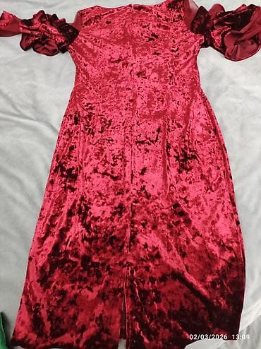 Qırmızı məxmər ziyafət/libas - Parça: parıltılı “crushed” məxmər - — 2